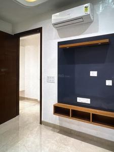 Bedroom Image of 1800 Sq.ft 3 BHK Builder Floor for sale in Gagan Vihar New Delhi for Rs. 36500000