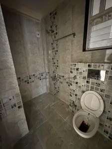 Bathroom Image of 950 Sq.ft 1 BHK Apartment / Flat for sale in Sector 14 Dwarka New Delhi for Rs. 16000000