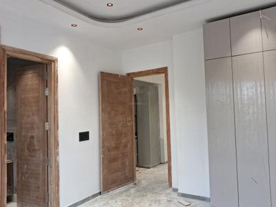 Bedroom Image of 1800 Sq.ft 3 BHK Builder Floor for sale in Paschim Vihar New Delhi for Rs. 34000000