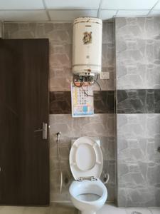 Common Bathroom Image of 1106 Sq.ft 2 BHK Apartment / Flat for sale in Supertech Eco Village 2, Noida Extension Greater Noida for Rs. 7300000