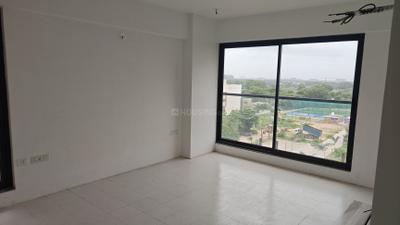 Bedroom Image of 3250 Sq.ft 4 BHK Apartment / Flat for rent in Adani Paarijat, Shantigram Ahmedabad for Rs. 125000
