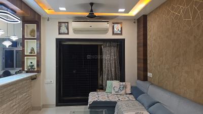 Living Room Image of 811 Sq.ft 2 BHK Apartment / Flat for sale in Golden Arcade, Sion Mumbai for Rs. 18000000