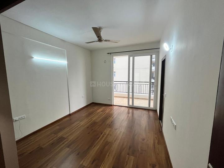 Ambika LA Parisian  Main Image 1