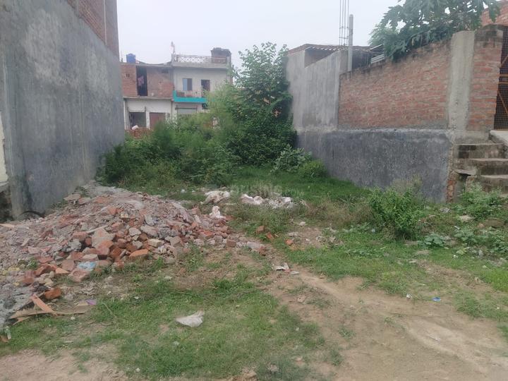 Neelendras Amity Green Main Image 1
