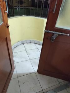 Balcony Image of 850 Sq.ft 2 BHK Builder Floor for rent in Nagerbazar Kolkata for Rs. 15000