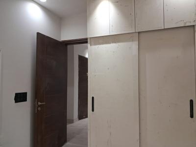 Bedroom Image of 900 Sq.ft 3 BHK Builder Floor for sale in Paschim Vihar New Delhi for Rs. 18000000