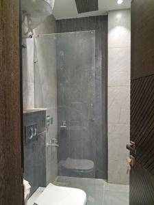 Common Bathroom Image of 1350 Sq.ft 3 BHK Builder Floor for sale in Paschim Vihar New Delhi for Rs. 27500000