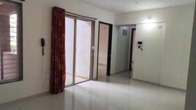 Living Room Image of 945 Sq.ft 2 BHK Apartment / Flat for sale in Saakaar Almond Park, Hadapsar Pune for Rs. 8600000