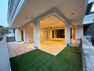 Image of 4500 Sq.ft 4 BHK Duplex for sale in Kailash Colony, New Delhi for Rs. 200000000