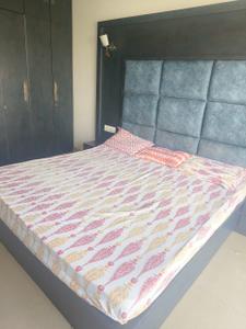 Bedroom Image of 1000 Sq.ft 2 BHK Builder Floor for rent in Saddu Raipur for Rs. 27000