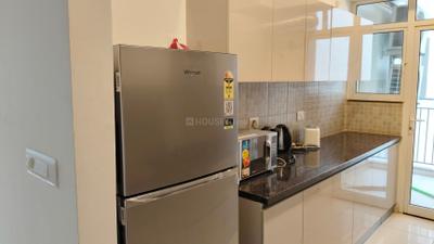Kitchen Image of 1255 Sq.ft 2 BHK Apartment / Flat for rent in Godrej Woods, Sector 43 Noida for Rs. 75000
