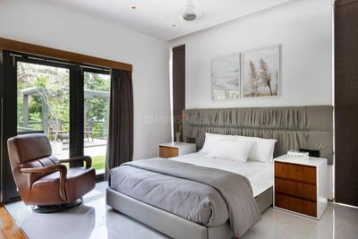 Bedroom Image of 4350 Sq.ft 4 BHK Independent House for sale in Kakkanad Kochi for Rs. 36000000
