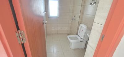 Bathroom Image of 1575 Sq.ft 3 BHK Apartment / Flat for sale in Tata Eureka Park Phase 1, Sector 150 Noida for Rs. 18500000