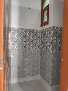 Common Bathroom Image of 750 Sq.ft 2 BHK Builder Floor for sale in DLF Ankur Vihar Ghaziabad for Rs. 2375000