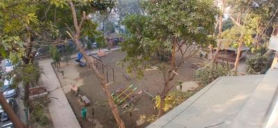 Balcony Image of 800 Sq.ft 3 BHK Apartment / Flat for sale in Vikaspuri New Delhi for Rs. 13500000
