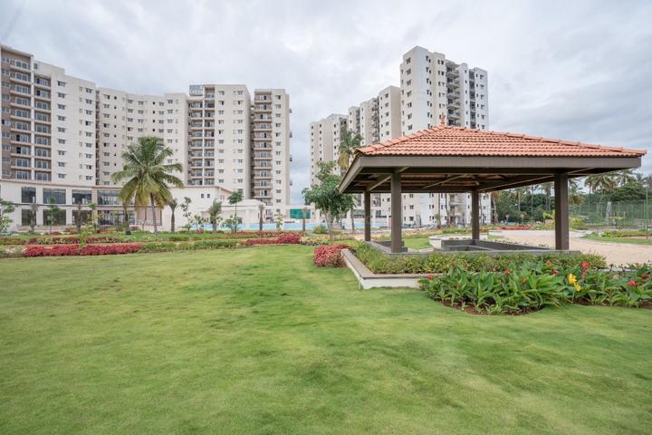 Century Breeze Main Image 1