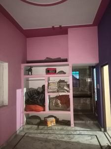 Bedroom Image of 800 Sq.ft 1.5 BHK Builder Floor for rent in Fazalpur Meerut for Rs. 5000