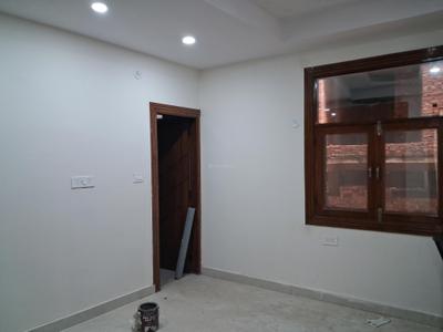 Bedroom Image of 1050 Sq.ft 2 BHK Apartment / Flat for sale in Sector 73 Noida for Rs. 4250000