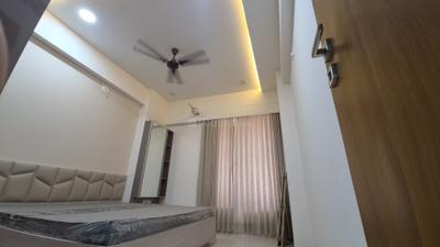 Bedroom Image of 2000 Sq.ft 3 BHK Apartment / Flat for rent in Ratnam Aurum, Vaishno Devi Circle Ahmedabad for Rs. 32000