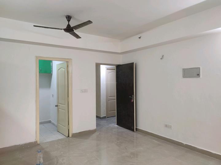 Paras Tierea Main Image 1