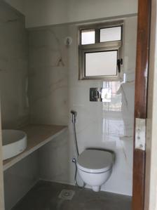Common Bathroom Image of 650 Sq.ft 2 BHK Apartment / Flat for sale in H J Ajmera Shringaar, Vile Parle West Mumbai for Rs. 22500000