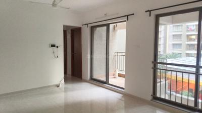Living Room Image of 1000 Sq.ft 2 BHK Apartment / Flat for rent in Manhattan, Charholi Budruk Pune for Rs. 25000