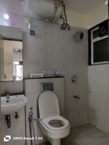 Bathroom Image of 1700 Sq.ft 3 BHK Apartment / Flat for rent in MM Spectra, Chembur Mumbai for Rs. 80000