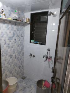 Bathroom Image of 800 Sq.ft 2 BHK Apartment / Flat for rent in Mulund West Mumbai for Rs. 34000