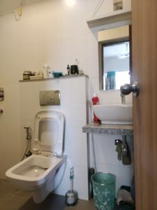 Common Bathroom Image of 800 Sq.ft 2 BHK Apartment / Flat for sale in Panvel Navi Mumbai for Rs. 13200000