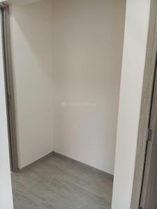 Bedroom Image of 810 Sq.ft 2 BHK Apartment / Flat for rent in Keystone Rustomjee Cleon, Bandra East Mumbai for Rs. 82000
