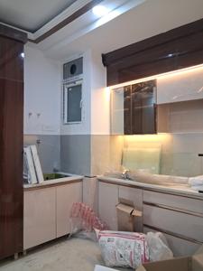 Kitchen Image of 1700 Sq.ft 3 BHK Apartment / Flat for sale in Sector 104 Noida for Rs. 6800000