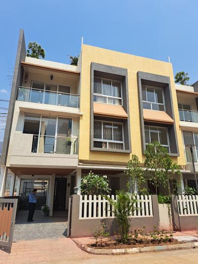 Magnolia Wadhwa Wise City Main Image 1