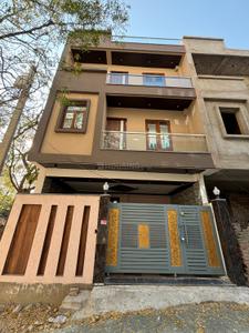 5 BHK Independent House