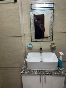 Bathroom Image of 1650 Sq.ft 3 BHK Builder Floor for sale in Sector 9 Gurgaon for Rs. 25500000
