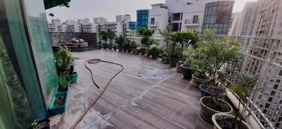 Balcony Image of 4550 Sq.ft 5 BHK Penthouse for sale in Mahagun Moderne, Sector 78 Noida for Rs. 80000000