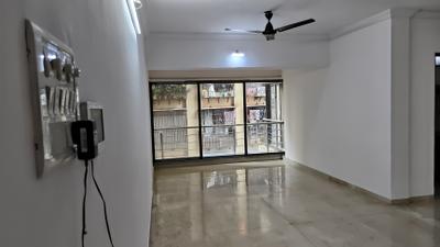 Living Room Image of 1700 Sq.ft 3 BHK Apartment / Flat for rent in MM Spectra, Chembur Mumbai for Rs. 87000