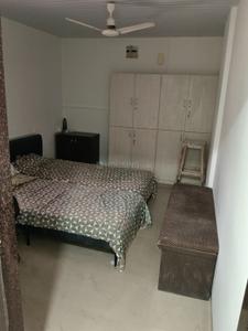 Bedroom Image of 960 Sq.ft 2 BHK Apartment / Flat for rent in Poonam Apartments, Worli Mumbai for Rs. 129000