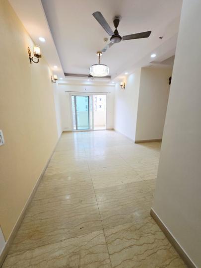 Mahagun Moderne Main Image 1