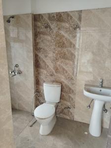 Bathroom Image of 1310 Sq.ft 3 BHK Apartment / Flat for sale in Prateek Grand City, Siddharth Vihar Ghaziabad for Rs. 12650000