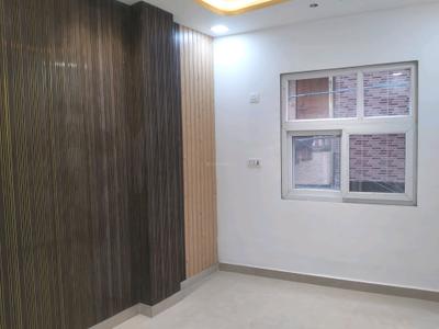 Bedroom Image of 600 Sq.ft 3 BHK Builder Floor for sale in Shastri Nagar New Delhi for Rs. 8000000