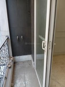 Balcony Image of 750 Sq.ft 2 BHK Builder Floor for sale in Paschim Vihar New Delhi for Rs. 12000000
