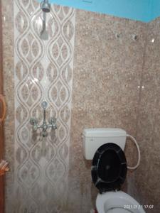 Bathroom Image of 350 Sq.ft 1 BHK Apartment / Flat for sale in Omm Apartment, Kalighat Kolkata for Rs. 3400000