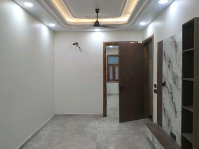 Living Room Image of 800 Sq.ft 2 BHK Builder Floor for sale in Shalimar Bagh New Delhi for Rs. 13000000