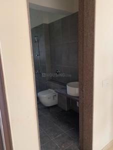 Bathroom Image of 2060 Sq.ft 4 BHK Apartment / Flat for sale in Skyi Songbirds , Bhugaon Pune for Rs. 20000000