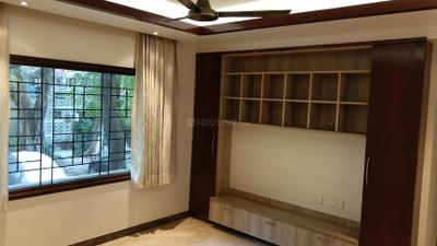 Bedroom Image of 2300 Sq.ft 4 BHK Apartment / Flat for sale in DDA Sector B Pocket 9, Vasant Kunj New Delhi for Rs. 50000000