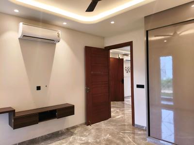 Bedroom Image of 1700 Sq.ft 3 BHK Builder Floor for sale in Ansal Versalia, Sector 67 Gurgaon for Rs. 21000000