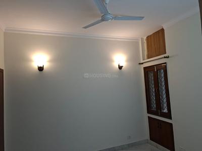Bedroom Image of 1953 Sq.ft 3 BHK Builder Floor for rent in Uday Park New Delhi for Rs. 90000