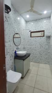 Bathroom Image of 1800 Sq.ft 3 BHK Builder Floor for rent in Naraina New Delhi for Rs. 70000