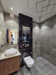 Bathroom Image of 2200 Sq.ft 3 BHK Builder Floor for sale in Fortune Luxury Builder Floors 12, Sector 49 Gurgaon for Rs. 24500000