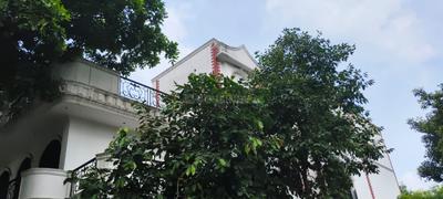 Image of 4500 Sq.ft 8 BHK Independent House for sale in Omaxe NRI City, Omega II, Greater Noida for Rs. 50000000